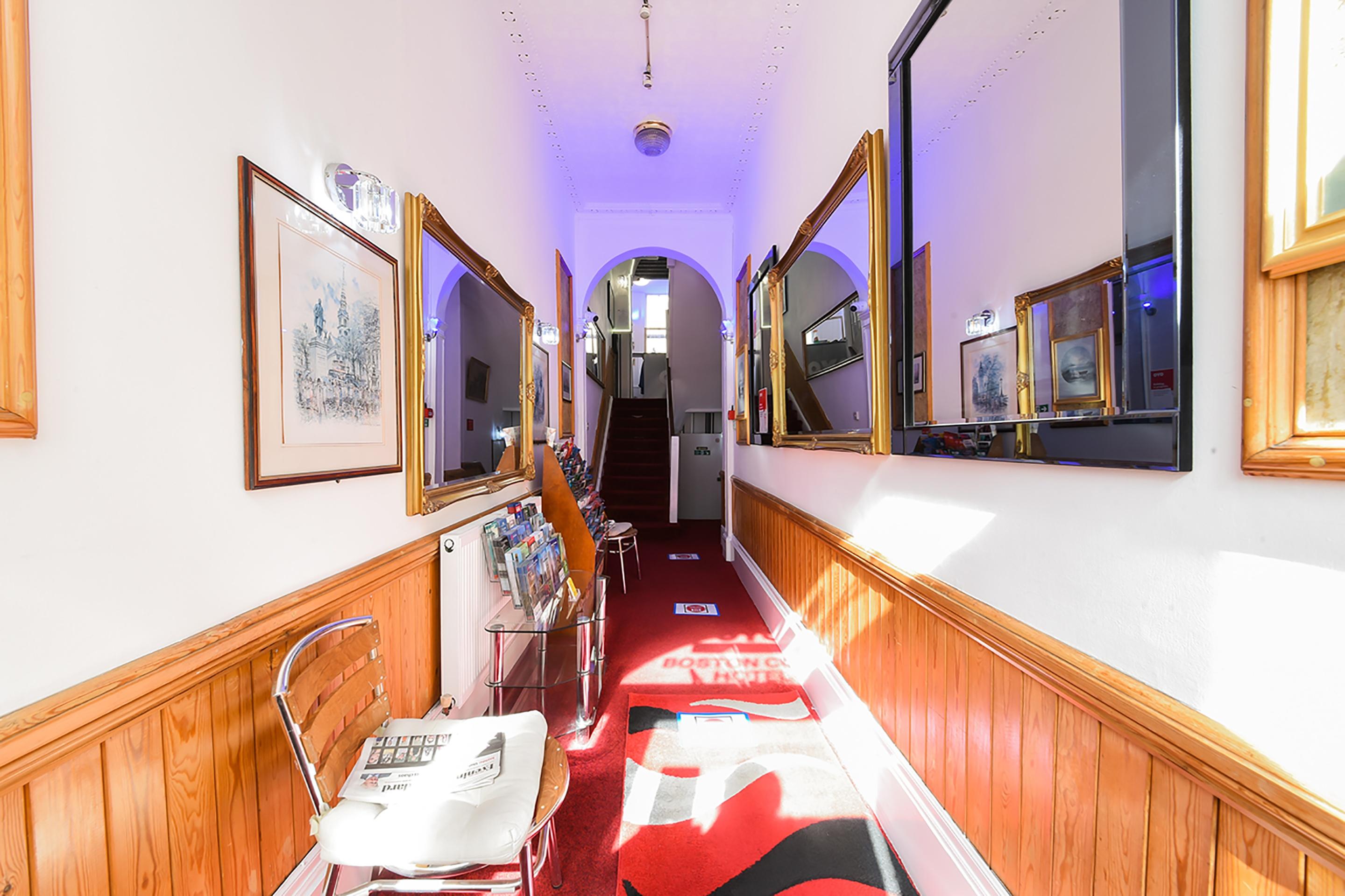 Boston Court Hotel London Ngoại thất bức ảnh